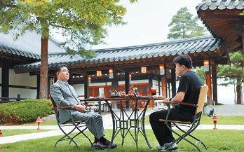 최철규 강원랜드 대표이사 직무대행이 ‘100년 기업으로 나아갈 방향성’에 대해 설명하고 있다. 