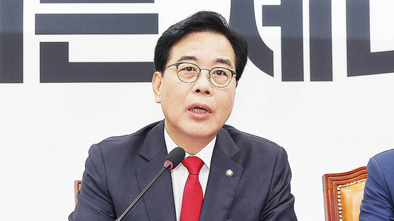  송언석 국민의힘 비상대책위원장 겸 원내대표가 21일 국회에서 열린 비상대책회의에서 모두발언을 하고 있다. 임현동 기자