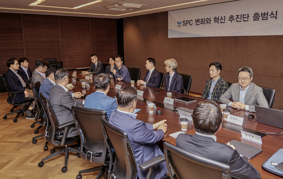 서울 양재동 SPC그룹 본사에서 21일 열린 '변화와 혁신 추진단' 출범식에서 송영수 파리크라상 노조위원장이 발언하고 있다. 사진 SPC그룹