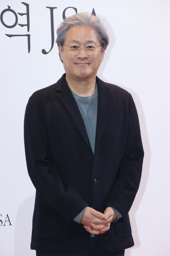 신작 '어쩔수가없다'로 제82회 베니스 국제영화제 경쟁부문에 진출한 박찬욱 감독. 사진 연합뉴스  