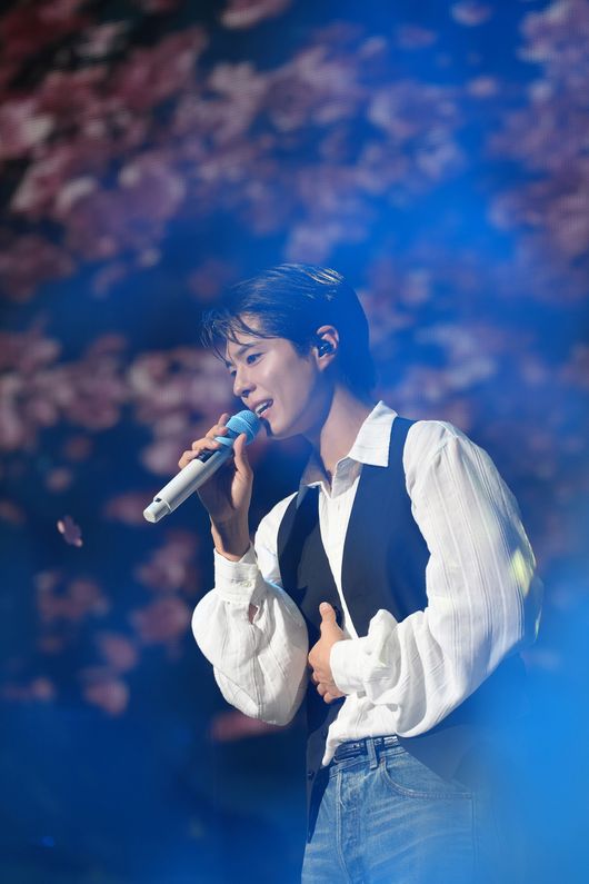 더블랙레이블 제공