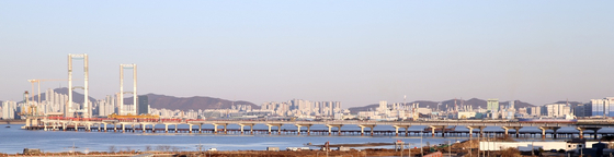 올해 12월 개통을 목표로 건설 중인 제3연륙교. 사진 인천경제자유구역청 