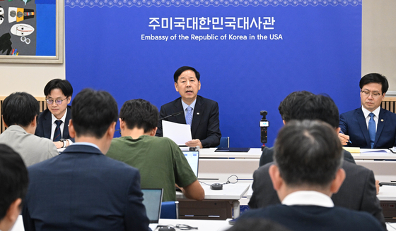 구윤철 경제부총리 겸 기획재정부 장관이 31일(한국시간) 미국 워싱턴D.C. 주미대한민국대사관에서 한-미 통상협의 결과 브리핑을 하고 있다. 뉴스1