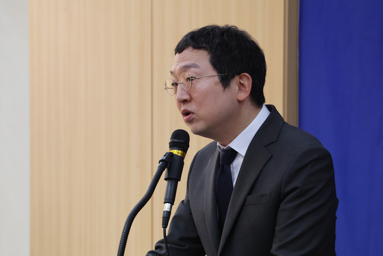 정민영 특검보가 지난달 18일 서울 서초구 순직해병 특검팀 브리핑룸에서 관련 브리핑을 하고 있다. 연합뉴스