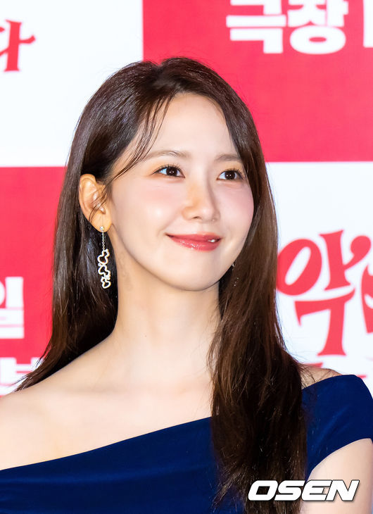 [OSEN=박준형 기자] 6일 오후 서울 용산아이파크몰 내 용산 CGV에서 영화 ‘악마가 이사왔다’ 언론시사회가 진행됐다.‘악마가 이사왔다’ 는 새벽마다 악마로 깨어나는 선지(임윤아)를 감시하는 기상천외한 아르바이트에 휘말린 청년 백수 길구(안보현)의 고군분투를 담은 악마 들린 코미디. 배우 임윤아가 미소 짓고 있다  2025.08.06 / soul1014@osen.co.kr