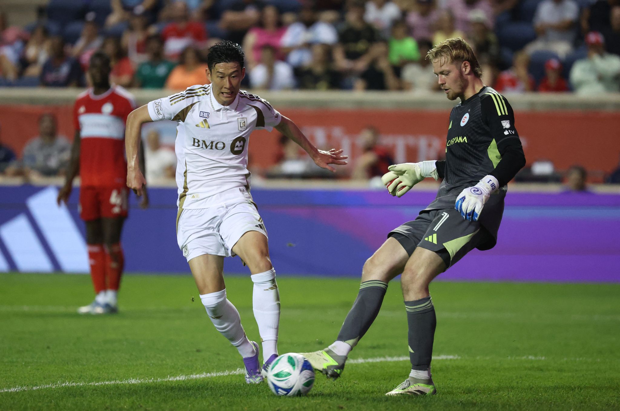 LAFC 데뷔전을 치른 손흥민(왼쪽). [로이터=연합뉴스]