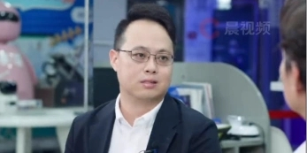 인터뷰 중인 장치펑. 중국매체 샤오샹천바오 소셜미디어 캡처