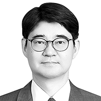 이영범 건국대 대외부총장·세계행정학회 부회장