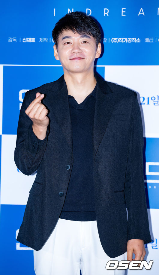[OSEN=민경훈 기자] 19일 오후 서울 광진구 롯데시네마 건대점에서 영화 '인드림' 언론시사회가 열렸다. 배우 김승수가 기자회견을 마치고 포토타임을 갖고 있다. 2023.06.19 /rumi@osen.co.kr