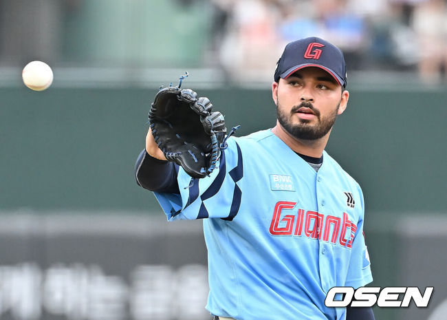 [OSEN=부산, 이석우 기자] 롯데 자이언츠 감보아 / foto0307@osen.co.kr