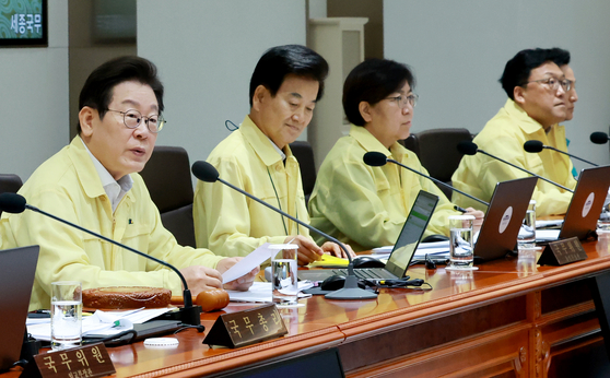 이재명 대통령이 18일 서울 용산 대통령실 청사에서 열린 을지 국무회의를 주재하고 있다. 연합뉴스