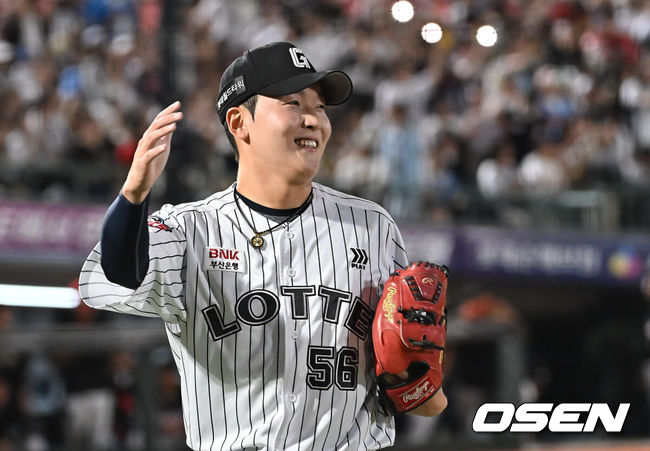 [OSEN=부산, 이석우 기자]  롯데 자이언츠 최준용 017 2025.07.27 / foto0307@osen.co.kr