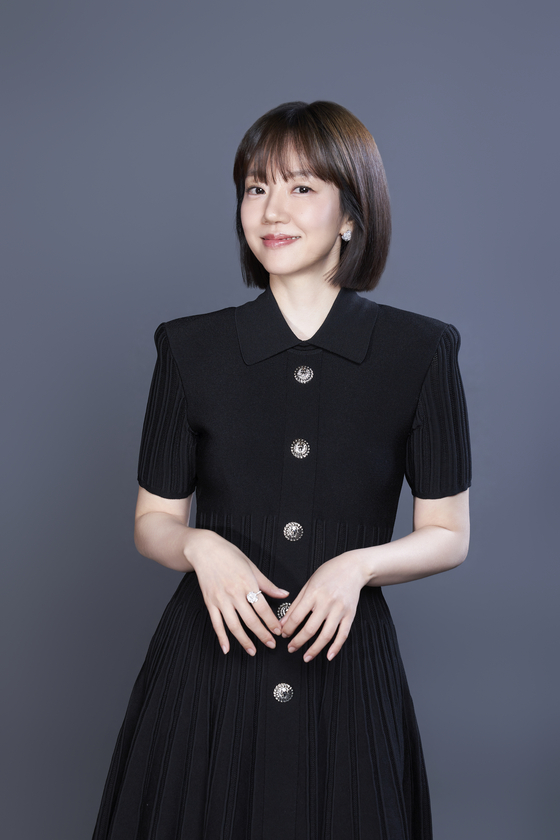 임수정 배우는 "유튜브 쇼츠로 양정숙이라는 캐릭터에 대해 소개하는 영상이 많이 보이더라"며 "관심을 가져주시고 칭찬해주셔서 감사하게 생각하고 있다"고 전했다. 사진 월트디즈니 컴퍼니 코리아