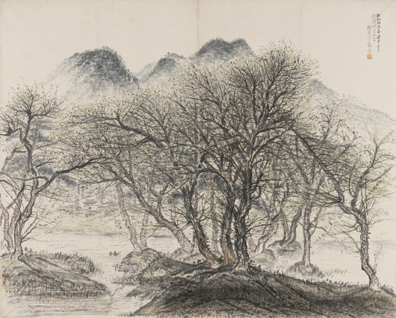 이응노, ‘홍성월산하(洪城月山下)’, 1944, 종이에 먹, 색, 131x166.4㎝, 이응노미술관 ⓒ Lee Ungno. [사진 국립현대미술관]