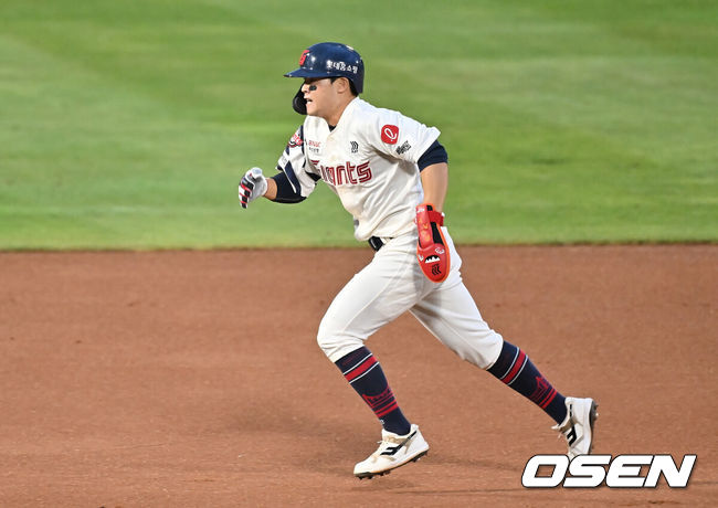 [OSEN=부산, 이석우 기자] 롯데 자이언츠 박찬형 / foto0307@osen.co.kr