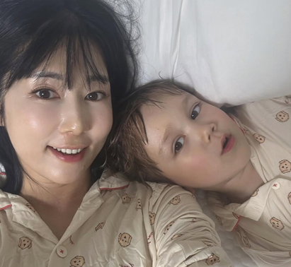  방송인 사유리와 아들 젠의 모습. 사유리 인스타그램 캡처