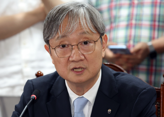 28일 오후 서울 중구 은행연합회에서 열린 은행장들과의 간담회에서 발언 중인 이찬진 금융감독원장. 뉴스1.