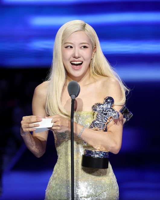 MTV VMA 소셜 계정 캡처