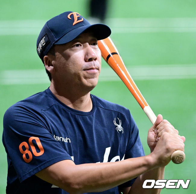 [OSEN=최규한 기자] 한화 고동진 전력분석코치.  2025.07.04 / dreamer@osen.co.kr