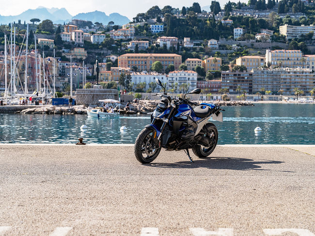 뉴 R 1300 R
