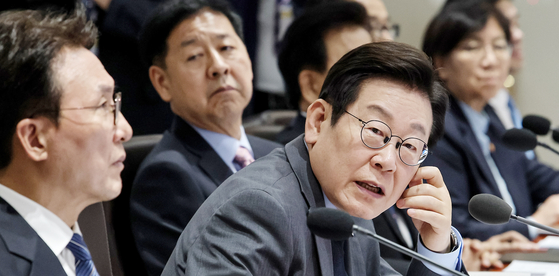 이재명 대통령이 9일 오후 서울 용산 대통령실에서 열린 제41회 국무회의에서 발언하고 있다. 대통령실사진기자단