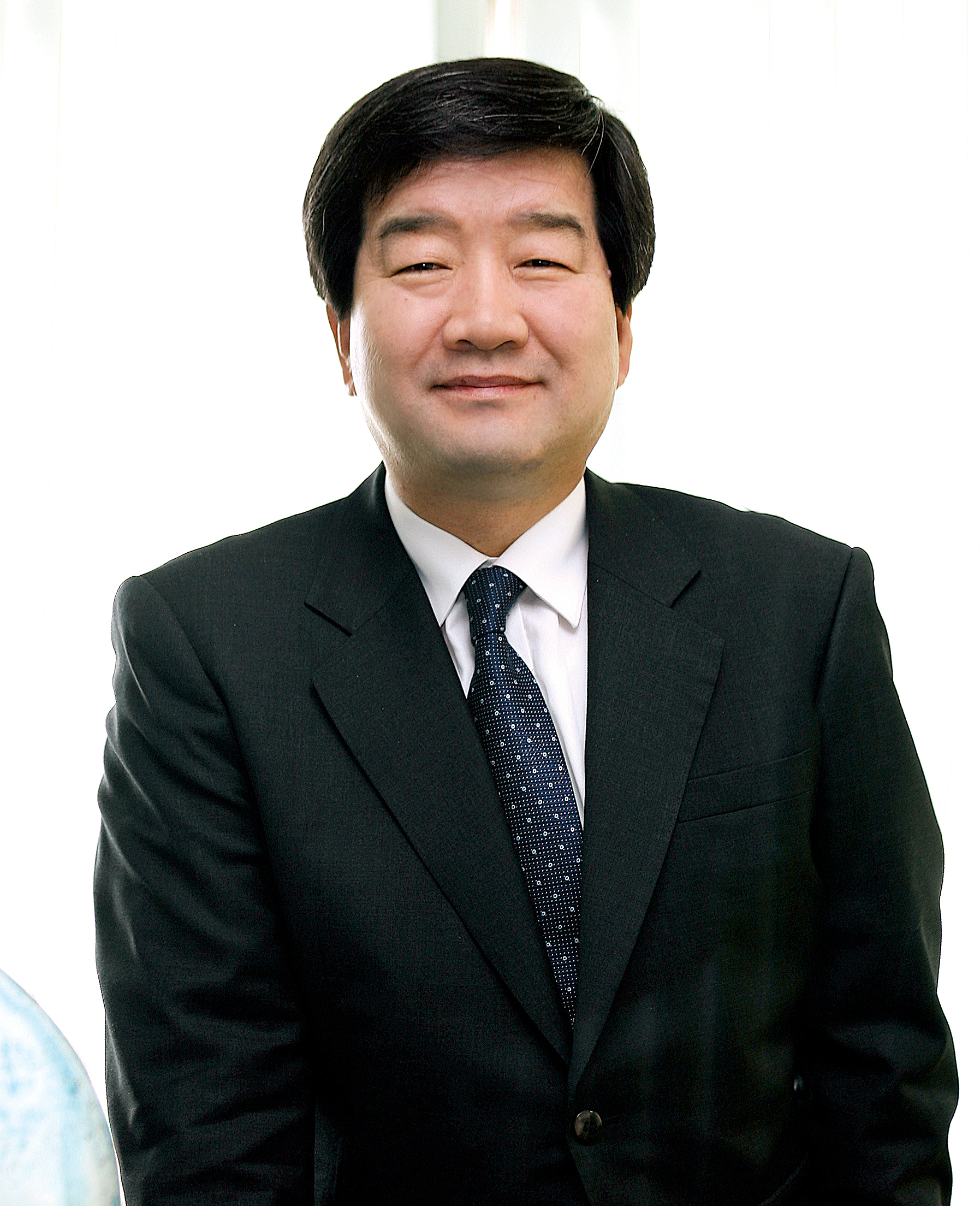 최평규 SNT그룹 회장 사진