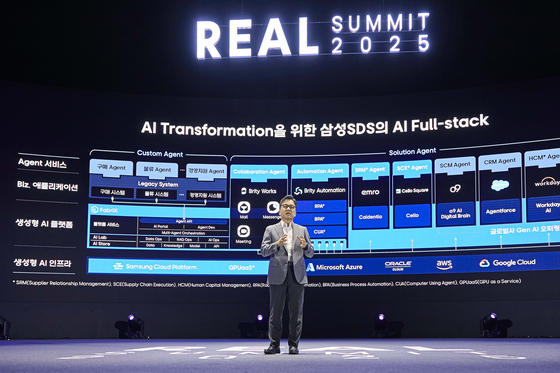 11일 서울 강남구 코엑스에서 열린 '리얼 서밋 2025'에서 이준희 삼성SDS 대표이사(사장)가 기조연설을 하고 있다. 사진 삼성SDS