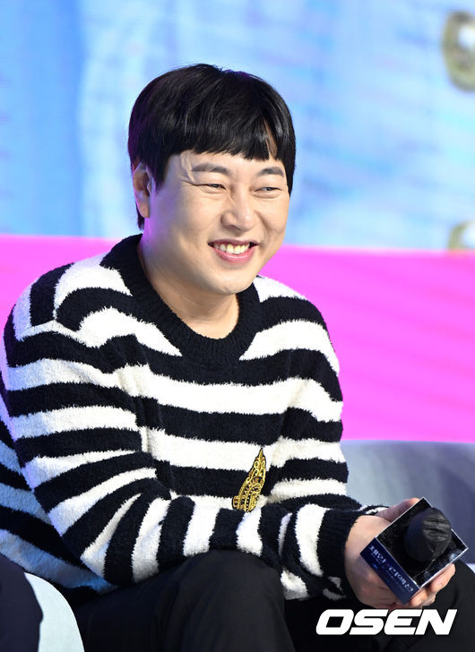 [OSEN=이대선 기자] 14일 오전 서울 여의도 콘래드 서울에서 쿠팡플레이 '체인리액션' 제작발표회가 열렸다.개그맨 이진호가 미소를 짓고 있다. 2022.09.14 /sunday@osen.co.kr