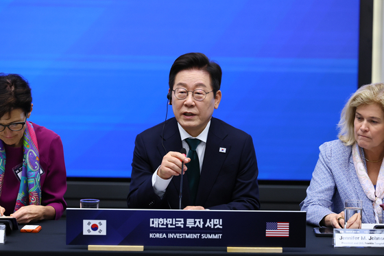 이재명 대통령이 25일(현지시간) 미국 뉴욕증권거래소에서 열린 ‘한국경제설명회(IR) 투자 서밋’ 행사에서 발언하고 있다. 김현동 기자