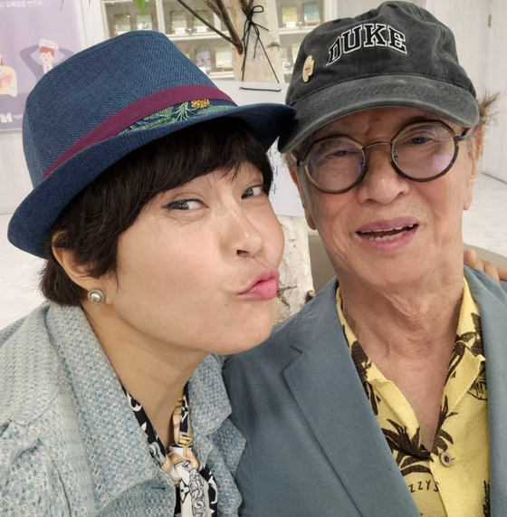 코미디언 조혜련과 故전유성. 인스타그램 캡처