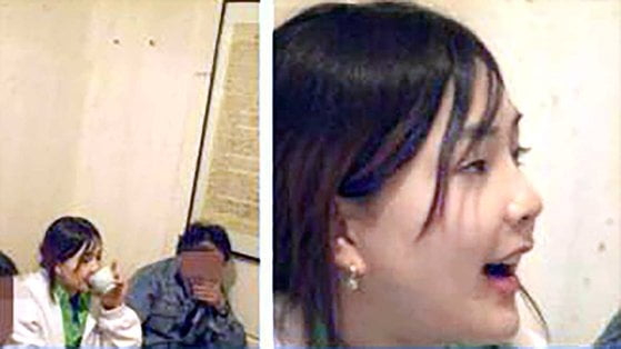 사진 작가인 사토 토키히로 도쿄예술대학 교수가 페이스북에 공개한 김건희 여사의 2002년 모습. 사토 교수는 당시 “한국 사진 투어에 동행하며 지원해준 한국인 아티스트가 김 여사라는 사실을 알고 놀랐다. 아티스트임에 틀림없고, 순수하고 노력하는 분이라고 생각했다”고 밝혔다. 페이스북 캡쳐