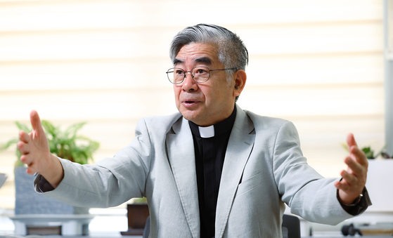 홍성남 신부는 . 김종호 기자