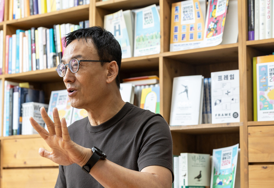 최 교수는 "이타심의 목적에 높은 잣대를 들이밀면 결과적으로 기부 등 타인에 대한 관심과 도움을 억제하는 악순환이 생긴다"며 "선행의 실효성에 집중하고, 선행을 있는 그대로 인정하라"고 했다. 장진영 기자