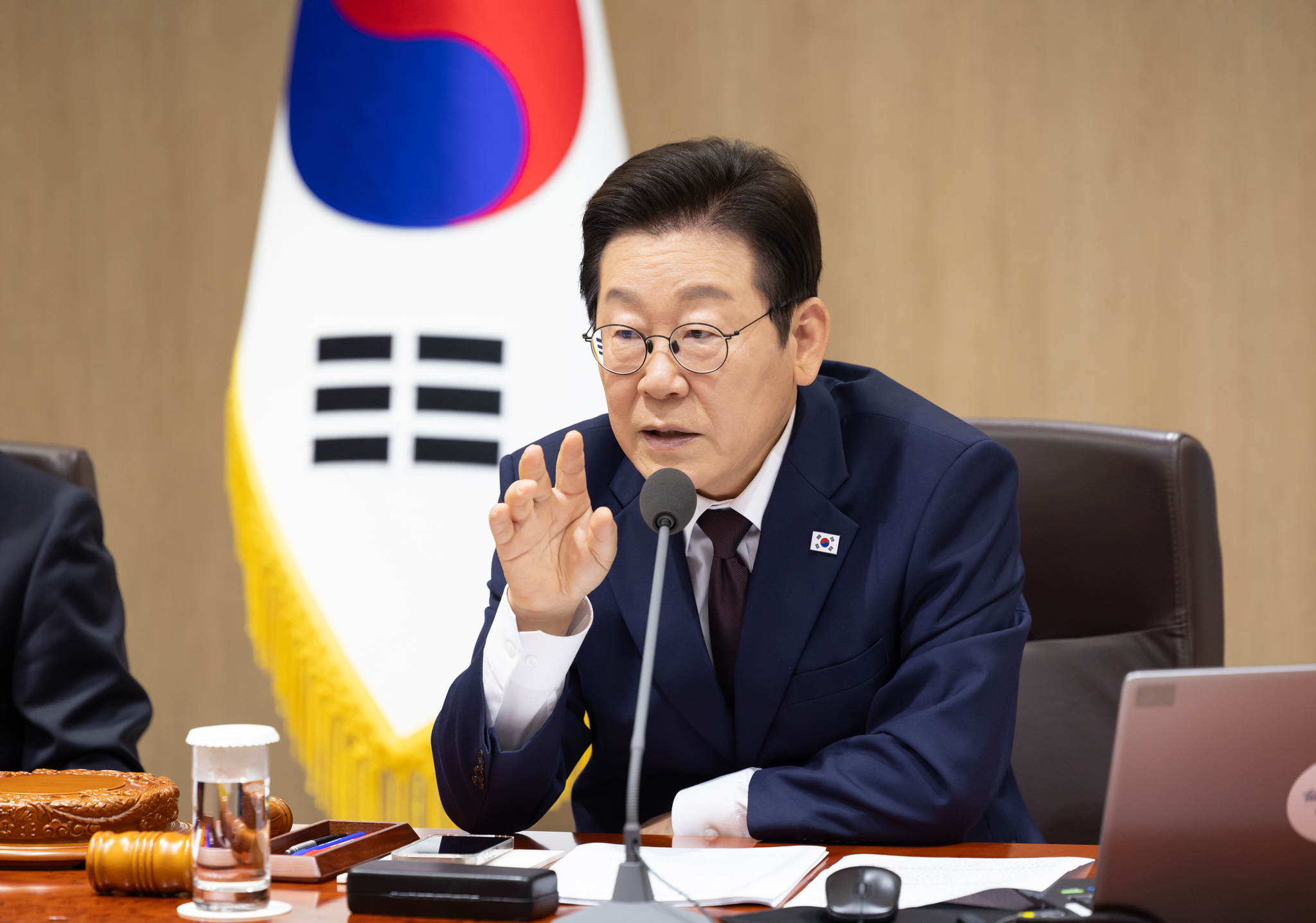 이재명 대통령이 14일 서울 용산 대통령실 청사에서 열린 국무회의에서 발언하고 있다. 사진 대통령실
