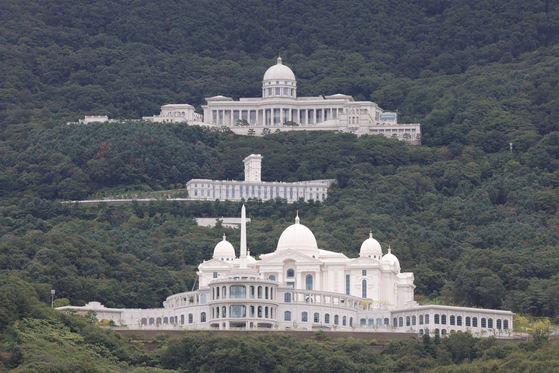 지난달 18일 경기 가평군 통일교 본부. 연합뉴스