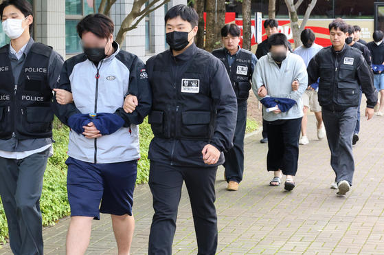 구속 전 피의자 심문(영장실질심사)에 출석 중인 캄보디아 피의자들. 연합뉴스