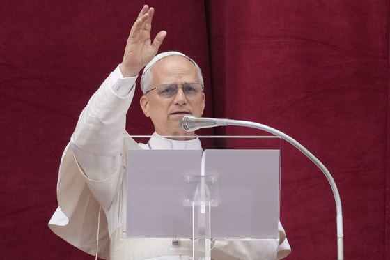 2027년 서울에서 열리는 세계청년대회에 레오 14세 교황이 방한해 참석한다. 폐막식에 해당하는 파견 미사에서는 직접 미사도 집전한다. 세계청년대회 참가 인원은 약 100만 명으로 전망된다.. AP=연합뉴스