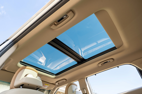 KGM 액티언 하이브리드 선루프.