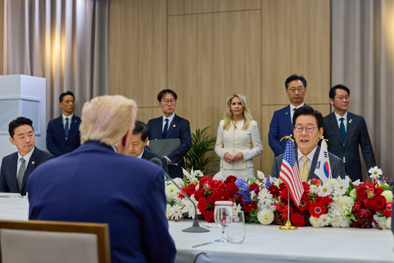 이재명 대통령이 지난달 29일 경주시 국립경주박물관에서 열린 도널드 트럼프 미국 대통령과의 확대 오찬 회담에서 발언하고 있다. [사진 대통령실]
