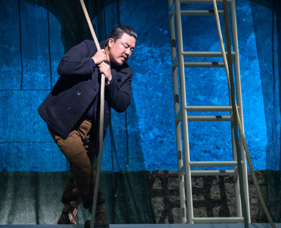 지난달 24일 잘츠부르크의 펠젠라이트슐레에서 '방황하는 네덜란드인'으로 바그너 작품에 데뷔한 바리톤 안민수. 사진 란데스테아터