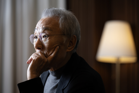 2023년 어린이 민담집을 펴낸 기념으로 중앙일보를 만난 황석영 작가의 모습. 전민규 기자