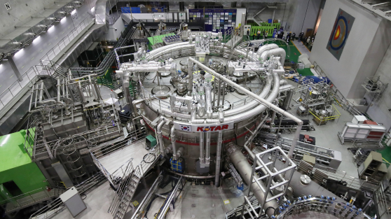 대전 유성구 한국핵융합에너지연구원 특수실험동 내 'KSTAR(인공태양)' 모습. 뉴스1