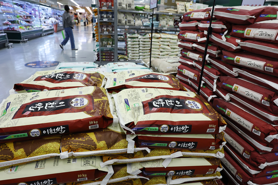 서울 한 마트에 진열된 쌀. 뉴시스