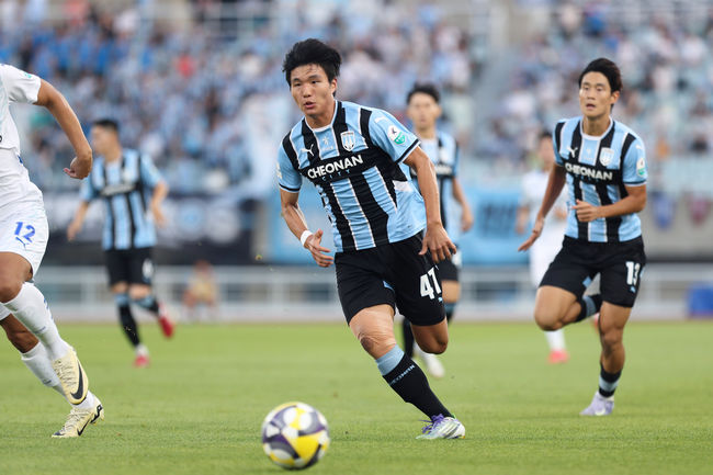 [사진] 천안 우정연 / 한국프로축구연맹 제공.
