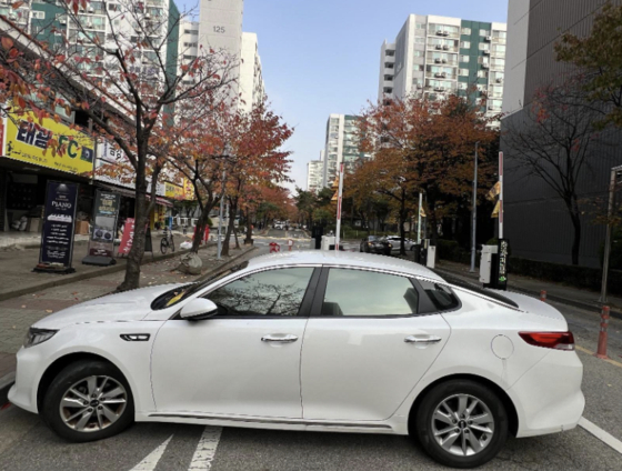 보복주차로 논란이 된 사진. 온라인커뮤니티 캡처