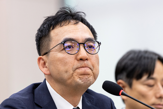 구자현 서울고검장이 23일 서울 여의도 국회 법제사법위원회에서 열린 서울고등검찰청·서울중앙지방검찰청 등에 대한 국정감사에 출석해 의원 질의를 듣고 있다. 뉴스1