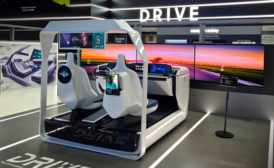 삼성디스플레이가 지난 9월 독일 모터쇼 IAA에서 전시 부스를 꾸렸다. 사진 삼성디스플레이