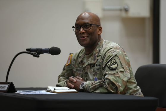 제이비어 브런슨 주한미군사령관이 지난 8월 경기 평택 험프리스 미군기지에서 기자간담회를 하는 모습. 사진 주한미군사령부