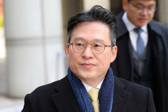 고위공직자범죄수사처(공수처)의 순직해병 수사외압 의혹 수사를 방해한 혐의를 받는 김선규 전 수사1부장검사가 17일 오전 서울 서초구 서울중앙지법에서 열린 구속 전 피의자 심문(영장실질심사)에 출석 하고 있다. 뉴스1