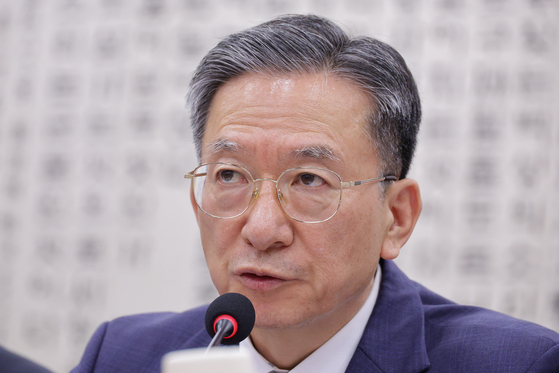 정성호 법무부 장관은 관봉권 띠지 의혹과 관련한 대검찰청의 중간 감찰결과 발표 이후 상설특검 출범을 결정했다. 뉴스1